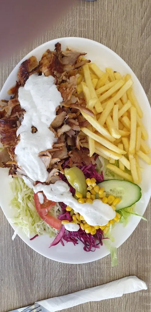 Rheinkilometer 666_Mädchenturm_Augustin_review