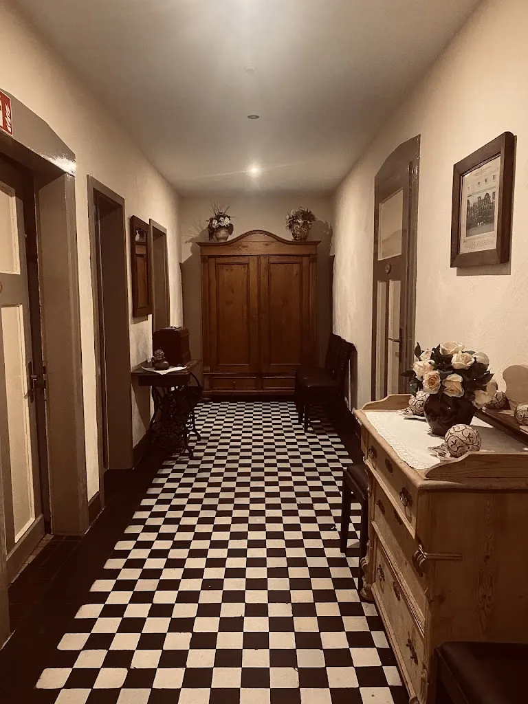 Gasthof zur Rose_Schlangen_slider_image_3