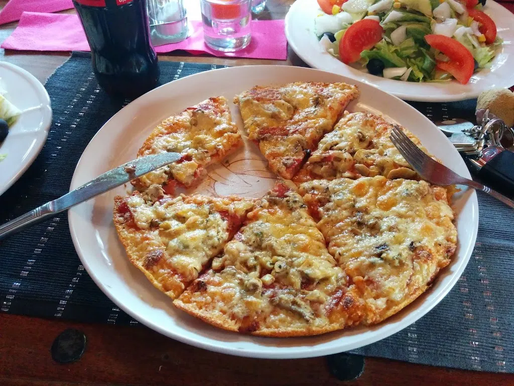 Menu_Pizzeria Mara_Schlangen_image_5