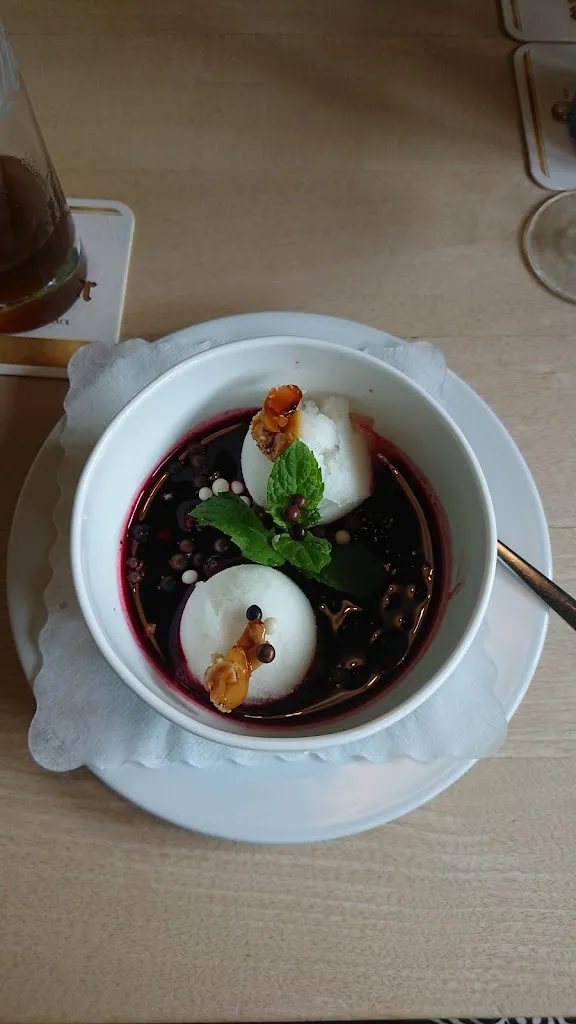 R. W._Restaurant Triptrap_Schermbeck_review