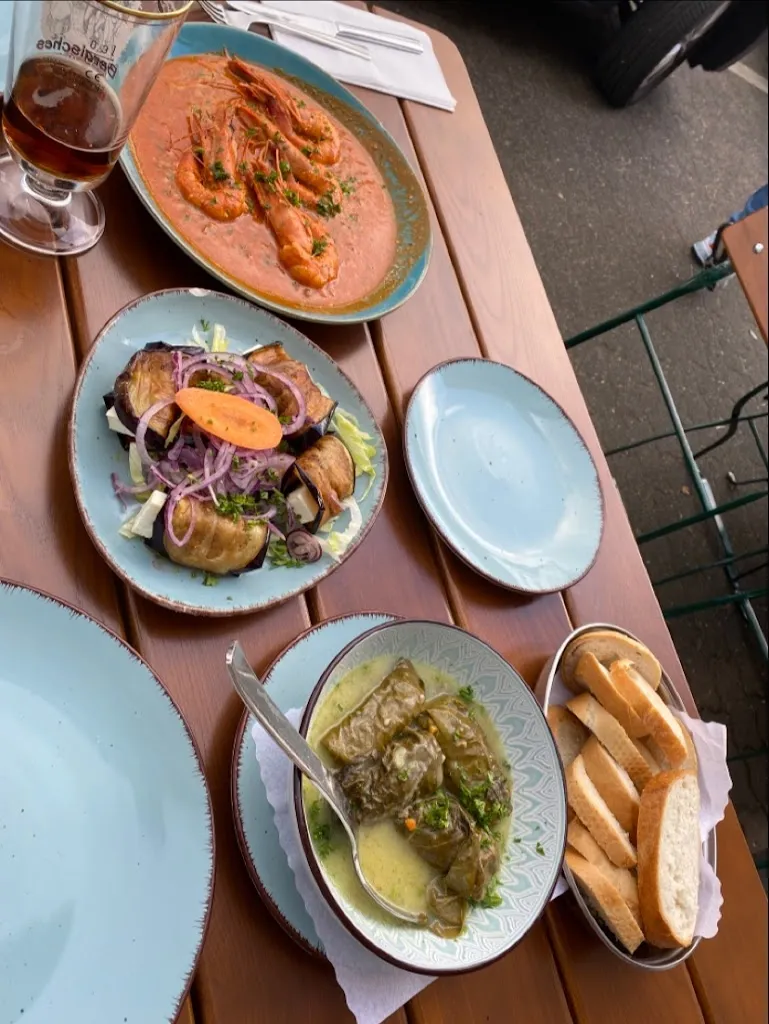 Zhenya Ast_Taverne Mykonos_Solingen_review