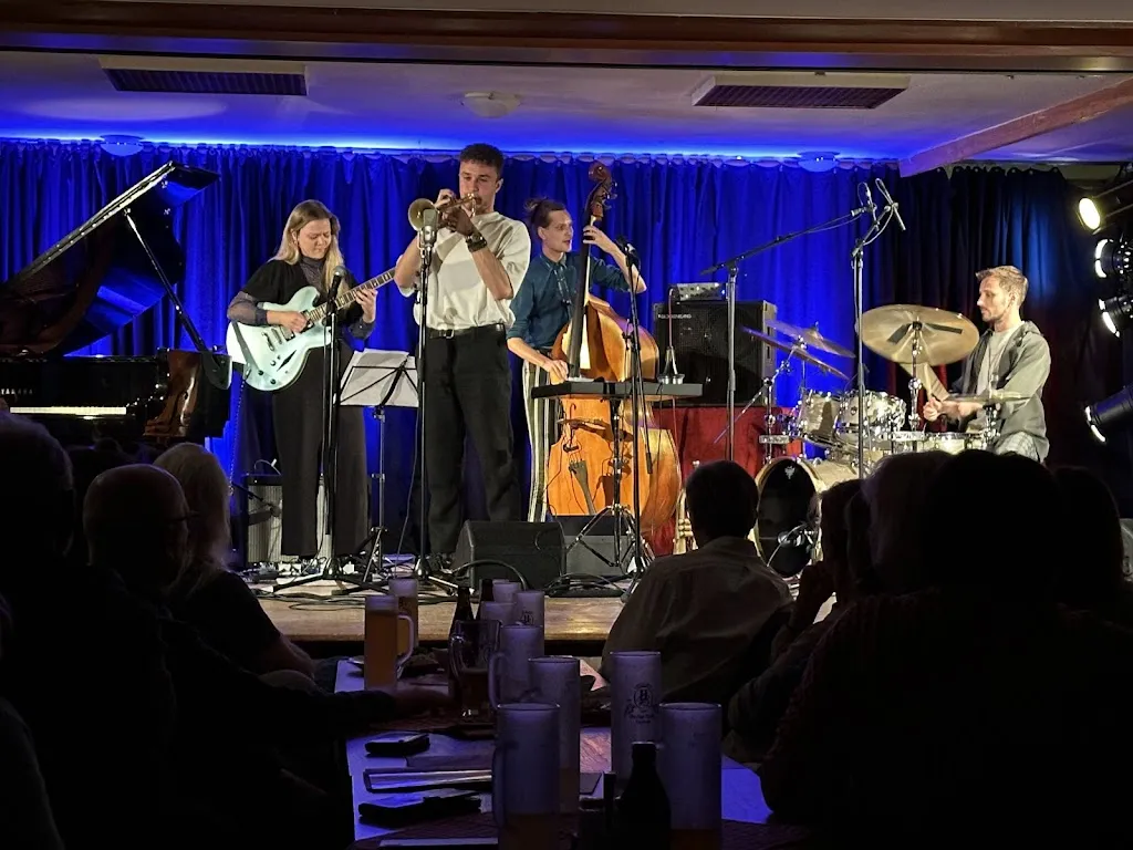 Distelfink_Becher Bräu e.K._Bayreuth_reseña