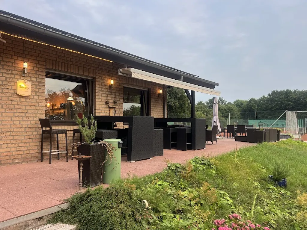 Maninder Atwal_Indian Food_Sonsbeck_review