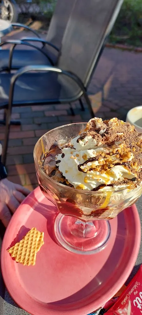 Menu_Lieblingsplatz by Egons Eiscafé®_Sonsbeck_image_9