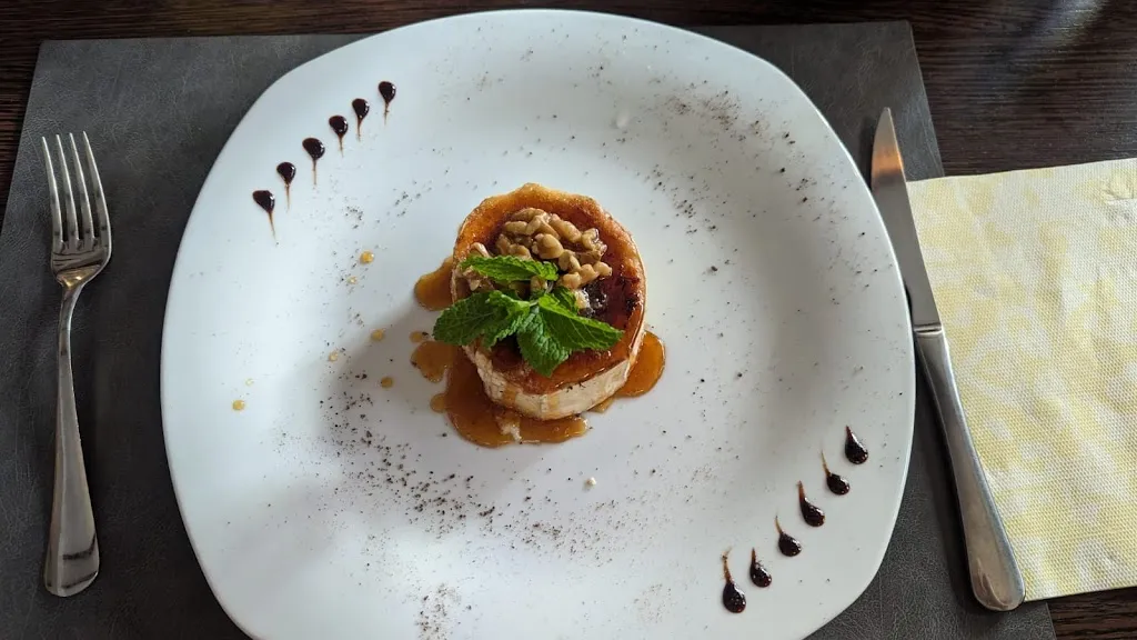 Uwe Quiter_Trattoria Isola_Titz_review