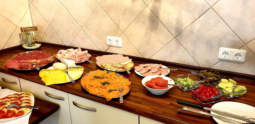 Gaststätte Friedrich, Inh. Fam. Ongsiek_Titz_slider_image_2