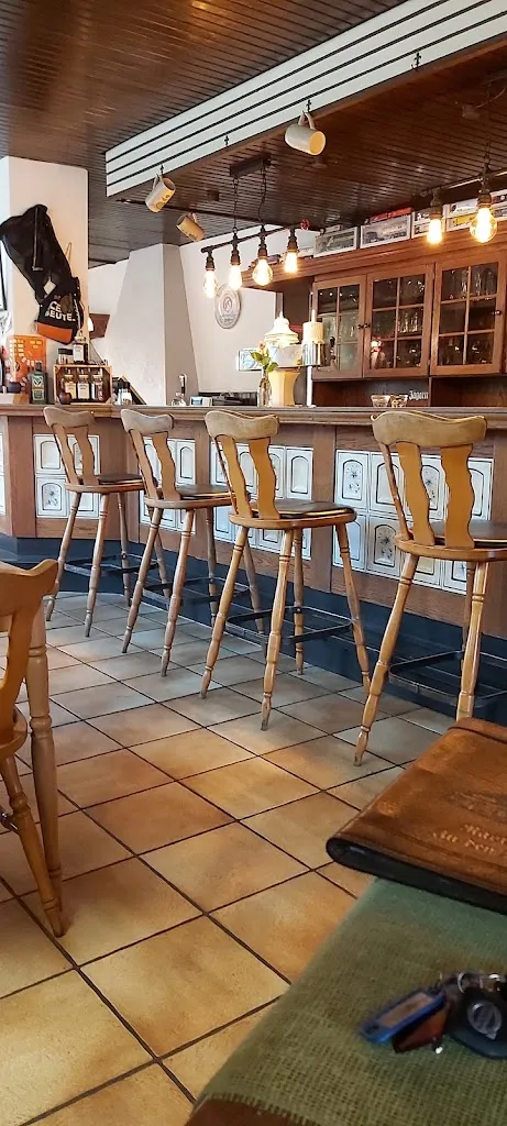 Rasthaus zu den Linden restaurant in Straelen