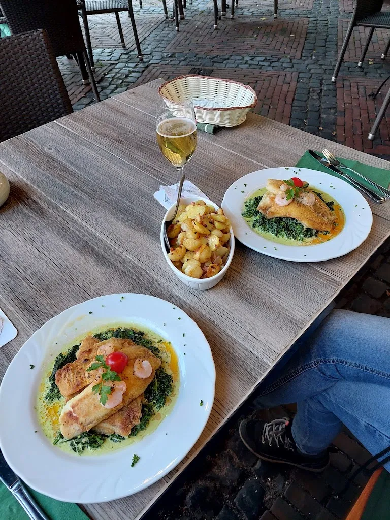 Zum Goldenen Herzen_Straelen_slider_image_3