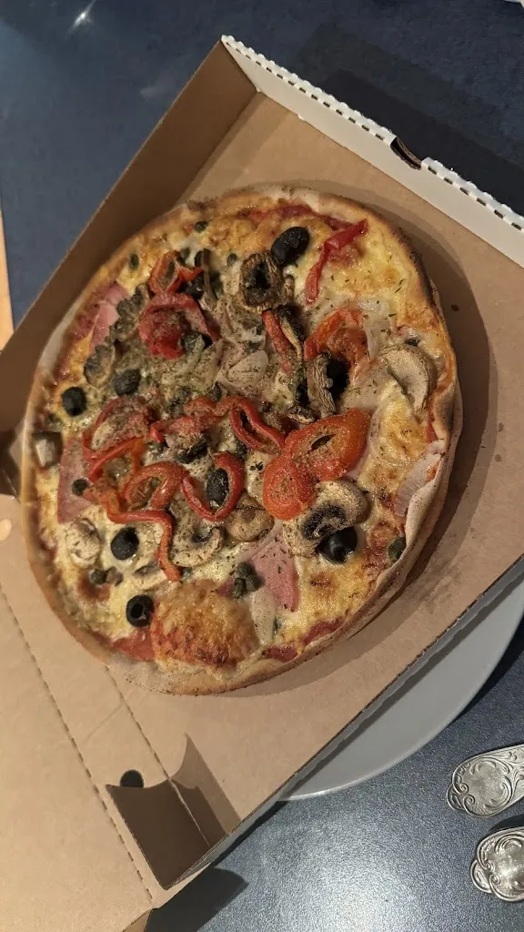 Aimée_Pizzeria Nino-Marcelino_Übach-Palenberg_review