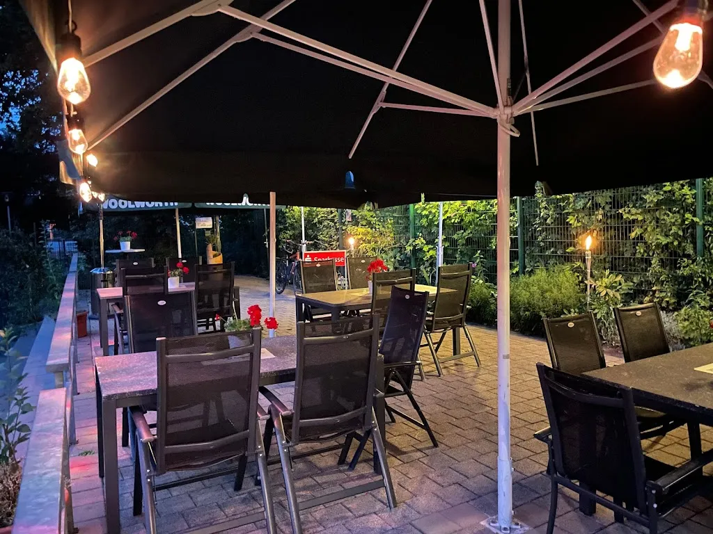 Café-Bistro Grün-Weiß ristorante a Unna