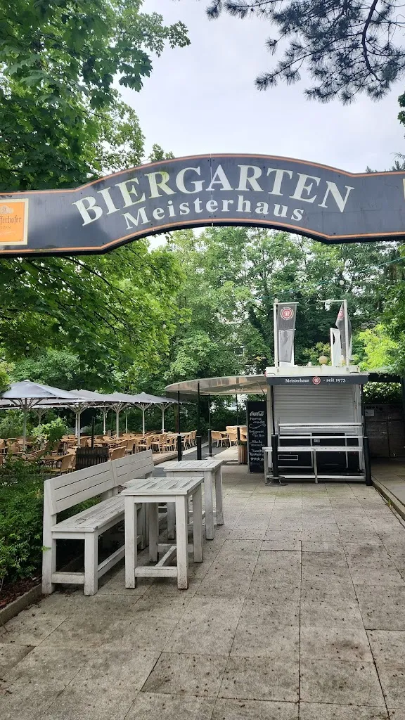 Biergarten Meisterhaus_Unna_slider_image_3