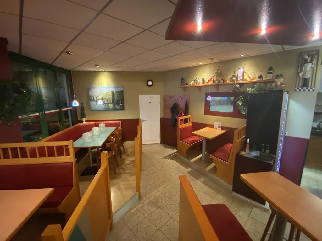 City Pizza restaurant in Unna