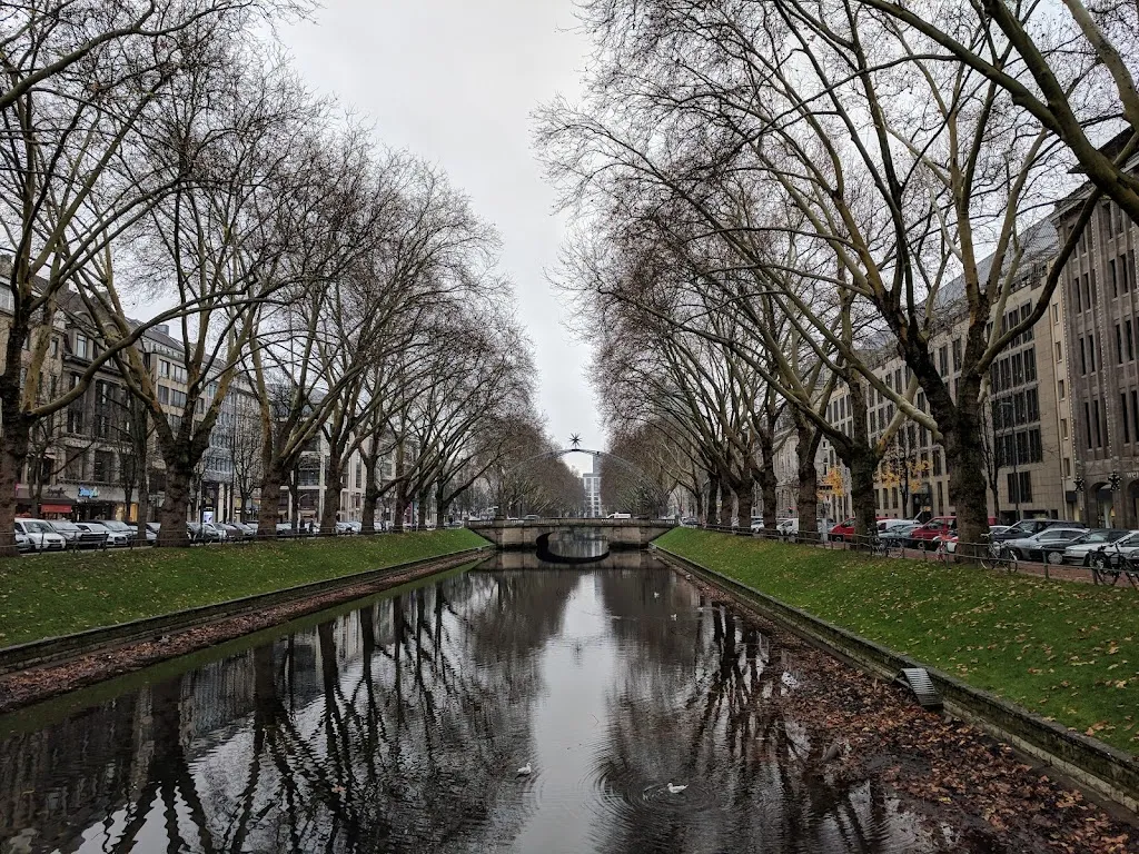 Gusticus_Weeze_slider_image_3