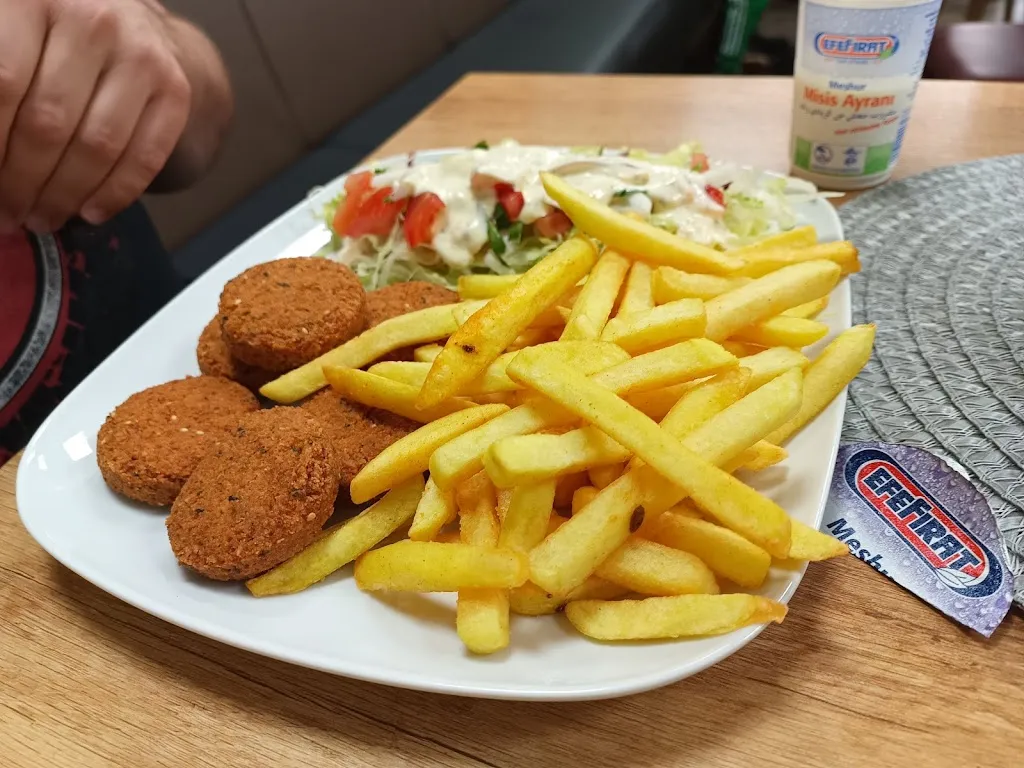 Janina Bischoff_Saray Kebabhaus_Westerkappeln_reseña