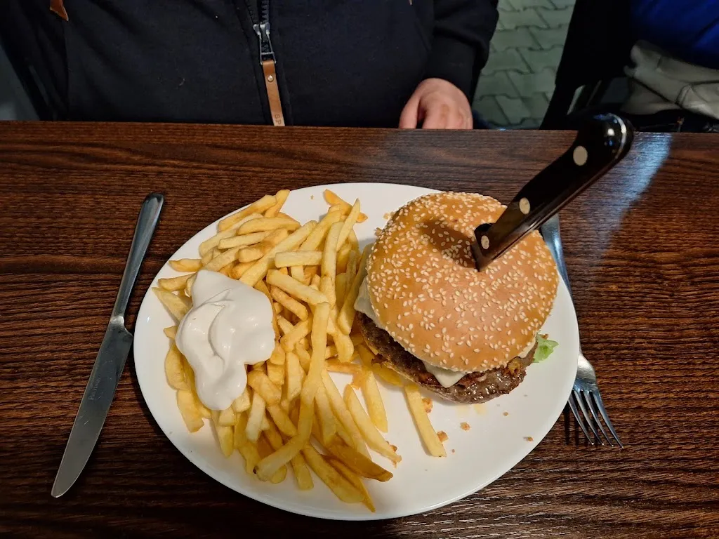 Pommes Deluxe_Ahrbrück_slider_image_3