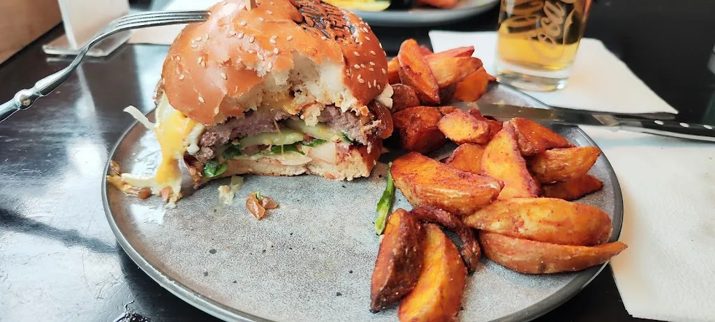 Evgenij Scurov_Esito Burger and More_Wipperfürth_review