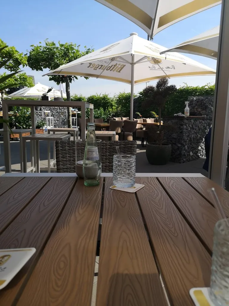 Niederheider Hof restaurant in Willich