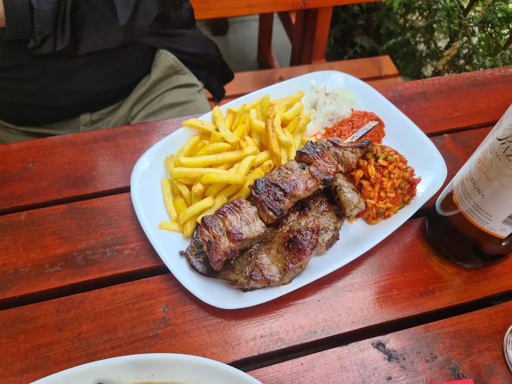 Gaststätte Hillenbrand_Gersthofen_slider_image_2