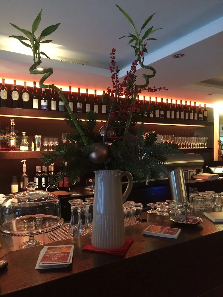 Restaurant KLEEBERG Wein & Mehr_Willich_slider_image_1