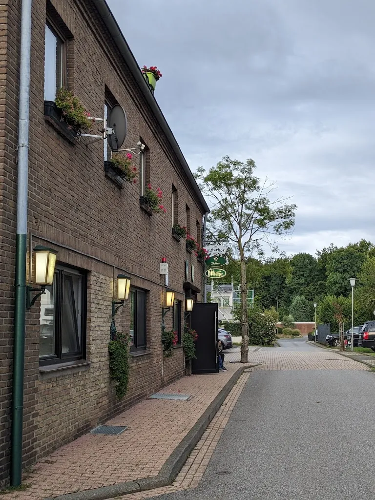 Nadine Rosenberg_Sitterhof_Willich_review