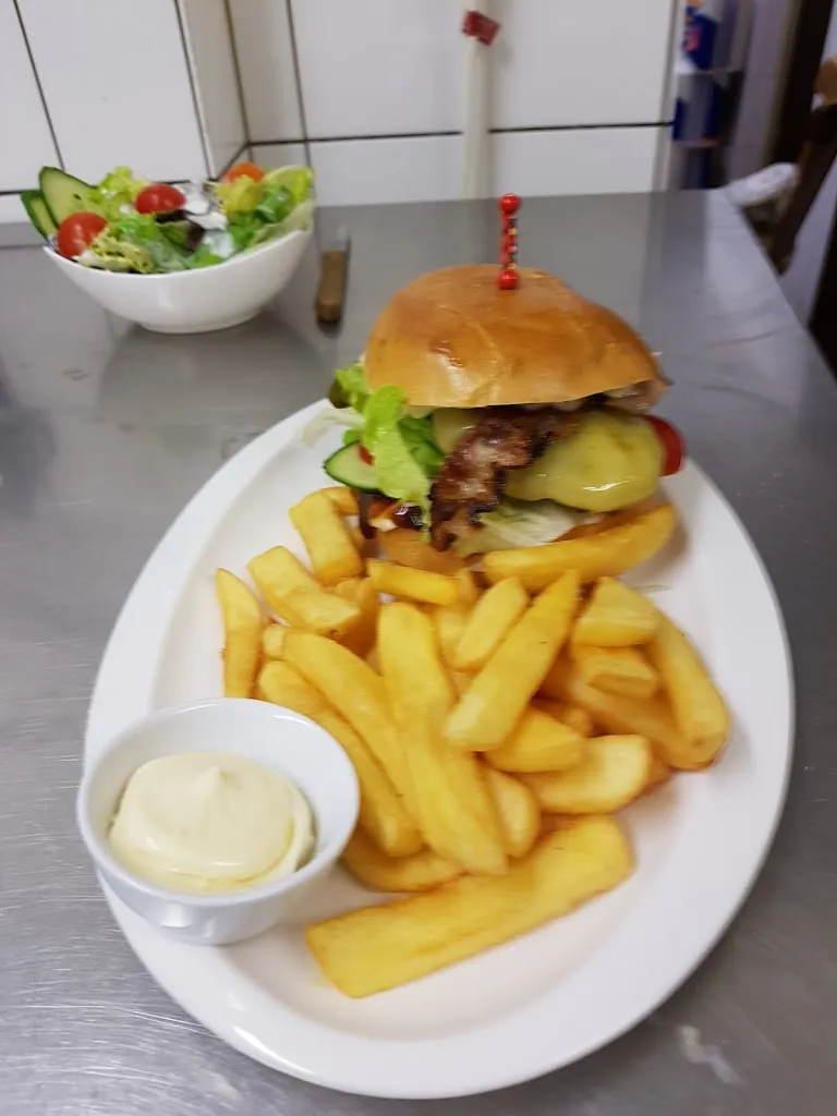 Menu_Gaststätte En de Hött_Willich_image_1