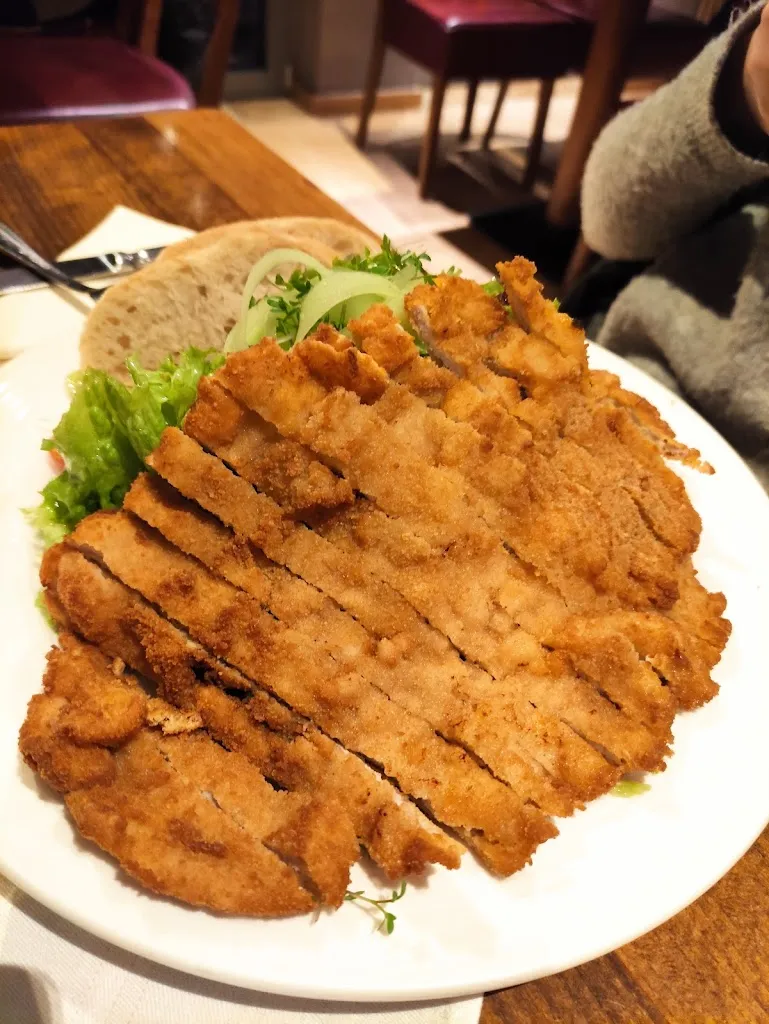 Benjamin Scholz_Weinrestaurant & Vinothek Kaisergarten_Alzey_review