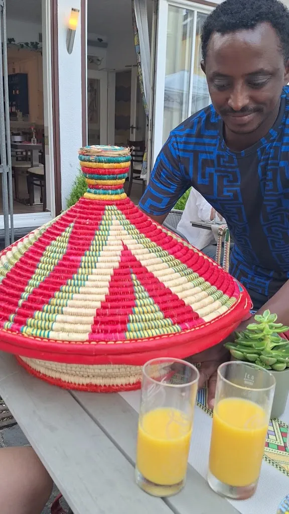 Yeshi Habesha Restaurant_Saarburg_slider_image_2