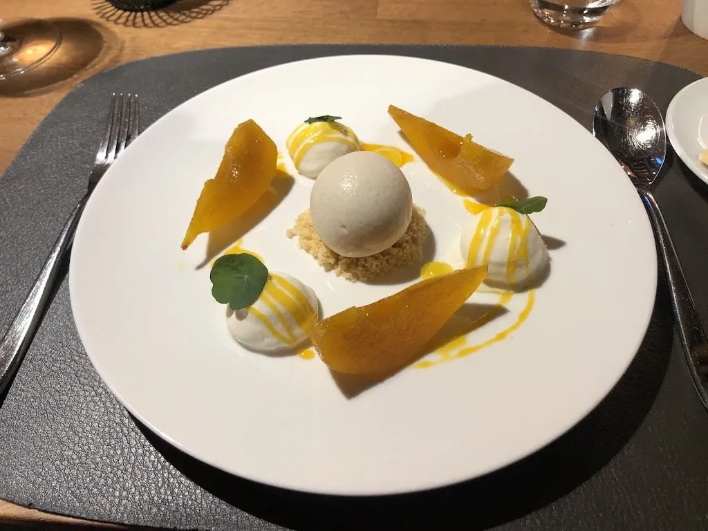 Burgrestaurant di Vincenzo Di Tuoro_Saarburg_slider_image_3