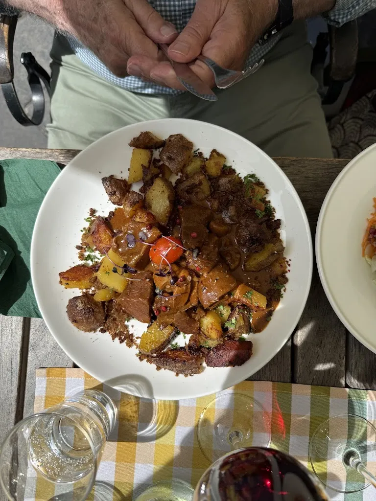 Thomas Müller_Weinstube & Vinothek - Winzerhof Körtgen_Neuenahr-Ahrweiler_review