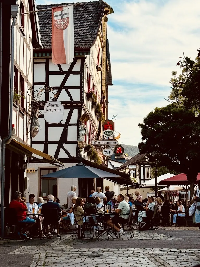 Marktbrunnen Ahrweiler Gaststätte und Weinhaus_Neuenahr-Ahrweiler_slider_image_3