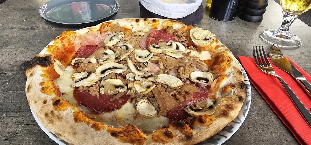 Ristorante Pizzeria Sale e Pepe_Neuenahr-Ahrweiler_slider_image_3