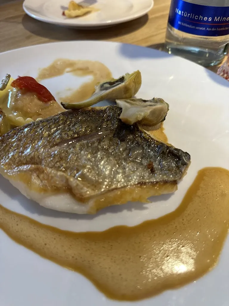 Noora Al Awar_Restaurant Blauer Bock - München_München_review