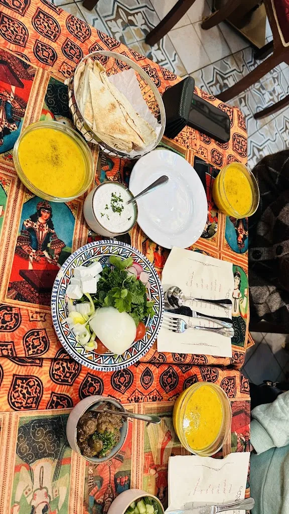 Amir Walchi_Kish Restaurant_Main_review