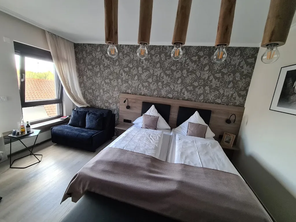 Seehotel Restaurant Bader GmbH & Co. KG restaurant in Bobenheim-Roxheim