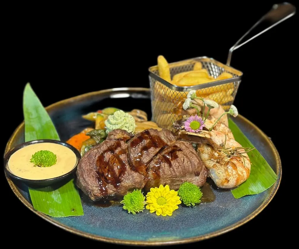 Golden Koi_Bobenheim-Roxheim_slider_image_3