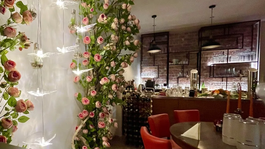 NH Asian Cuisine & Sushi restaurant in Braubach