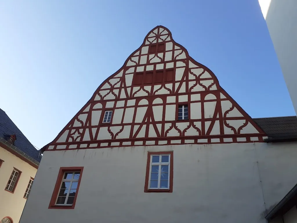 Doris Weidenbach_Schloss Philippsburg_Braubach_review