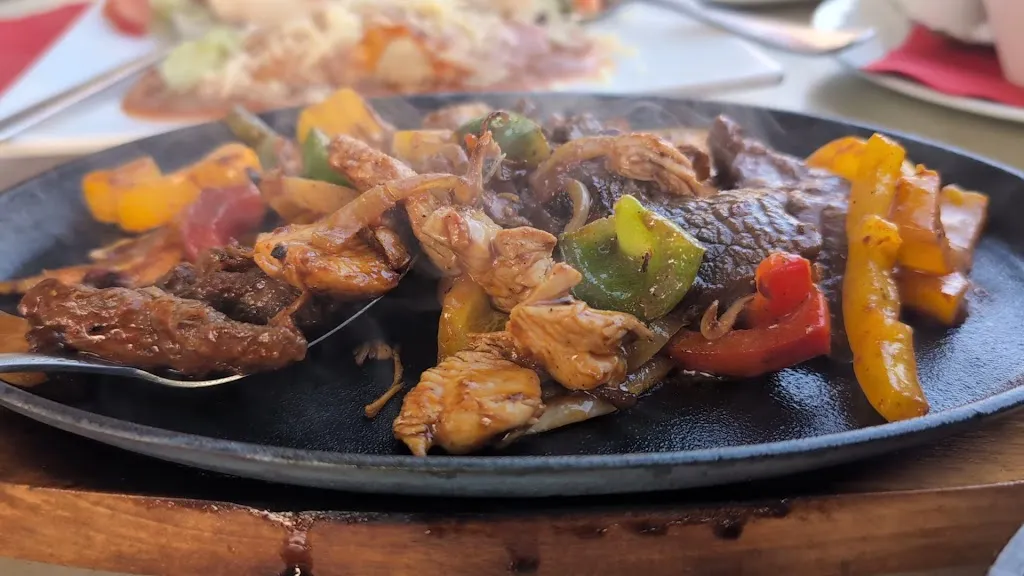 Los Hermano’s__slider_image_2