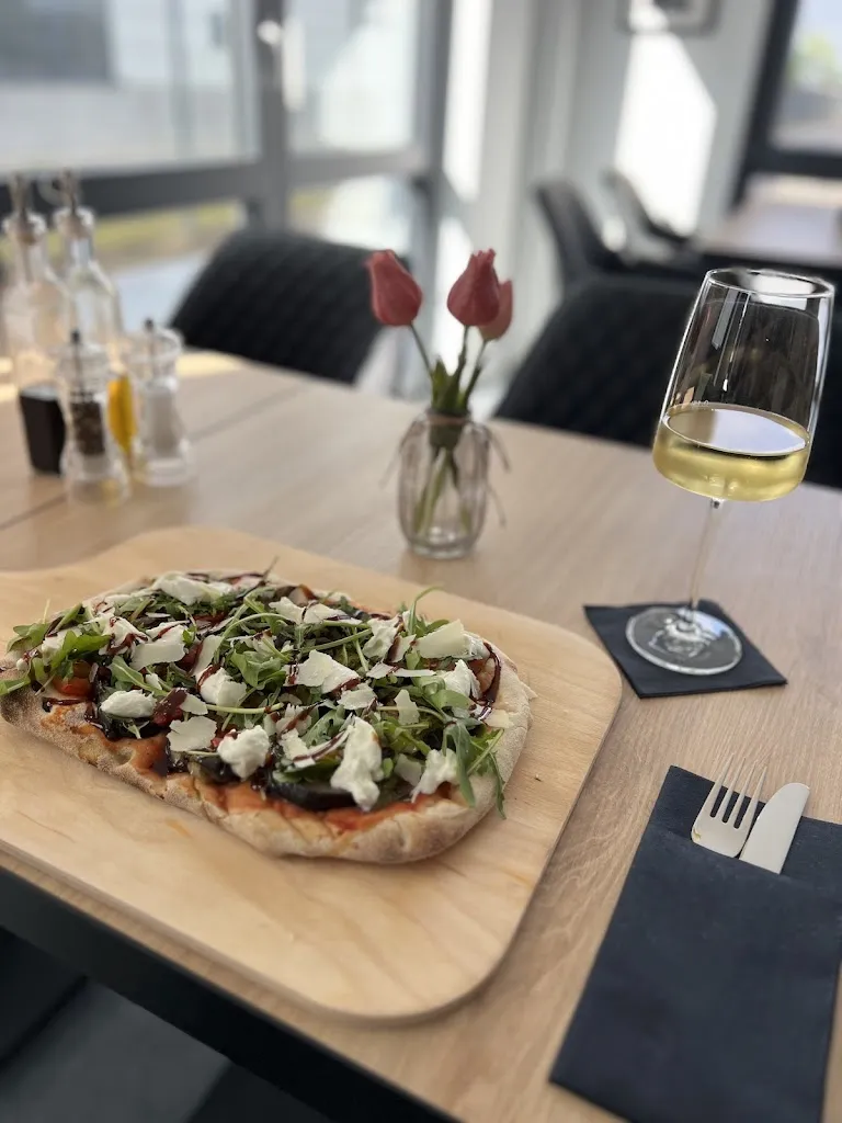 Bistro Piccola_Bornheim_slider_image_2