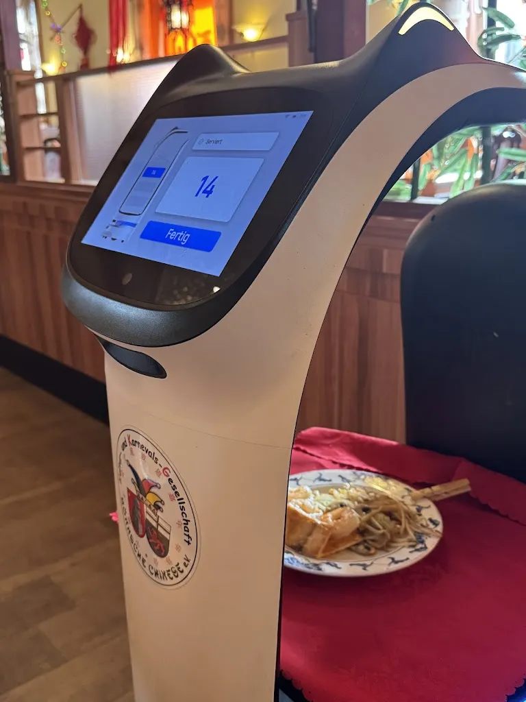 Daniel Eierbaron_Nan King_Bornheim_review