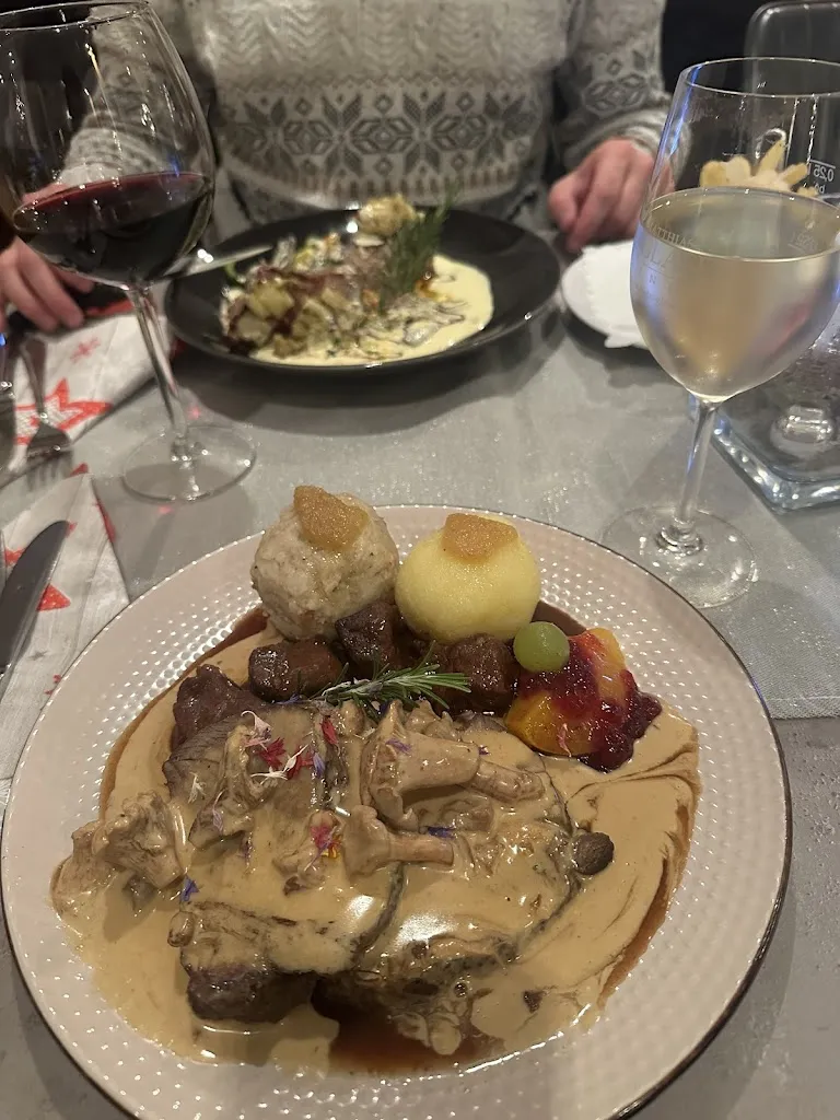 Restaurant Wasgauperle - Jutta Heidenreich & Anette Schreiber_Dahn_slider_image_3