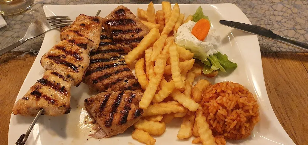 Taverne Santorini restaurant in Kirn