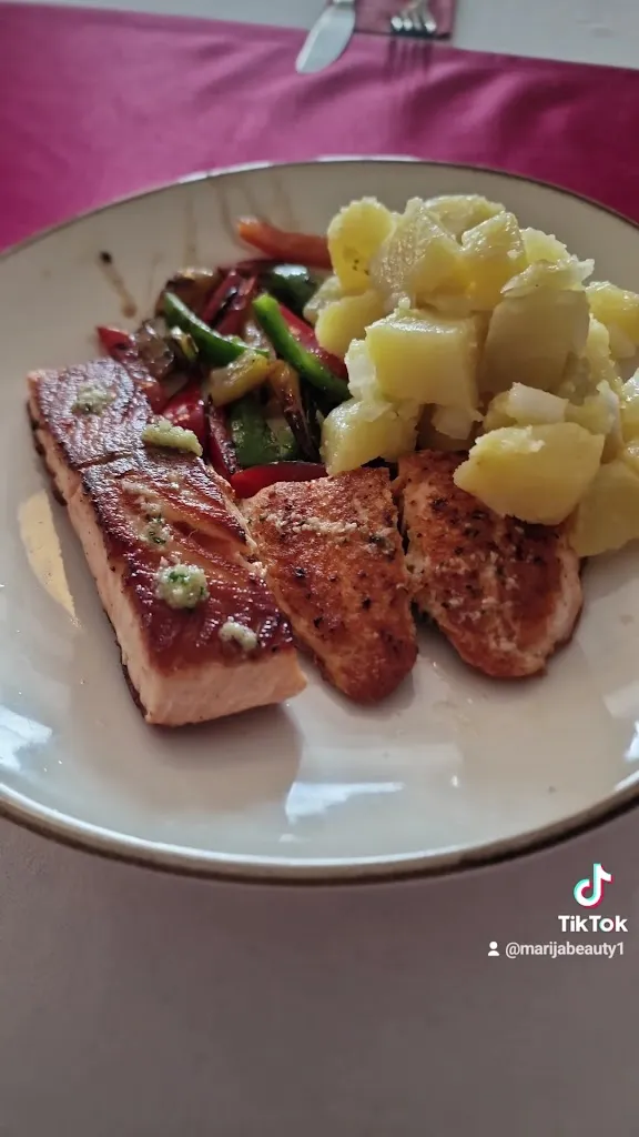 Restaurant im Burghof_Daun_slider_image_2