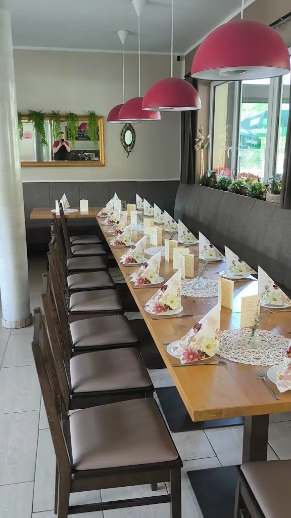 Pizzeria Cafe Ristorante Roma_Dausenau_slider_image_2