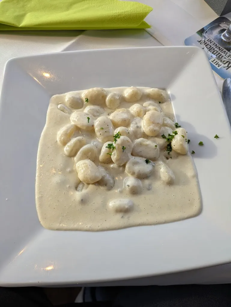 Klaus Nieland_La Fontana Daaden ital. Restaurant_Daaden_review