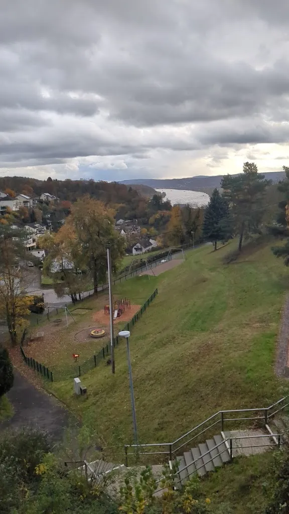 83burton_Gaststätte Rheinblick Ockenfels_Ockenfels_recensione