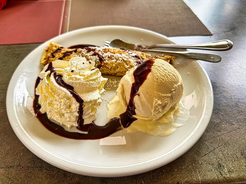 Restaurant Am Strünzerbrunnen_Rhein_slider_image_2