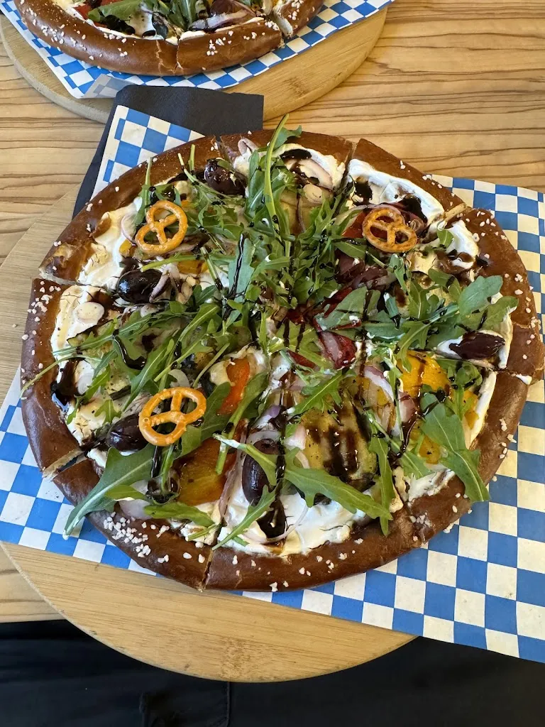 Martijn Kuypers_Brezel Wirt_Miltenberg_recensione