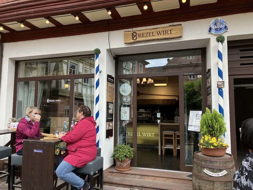 Brezel Wirt_Miltenberg_slider_image_1