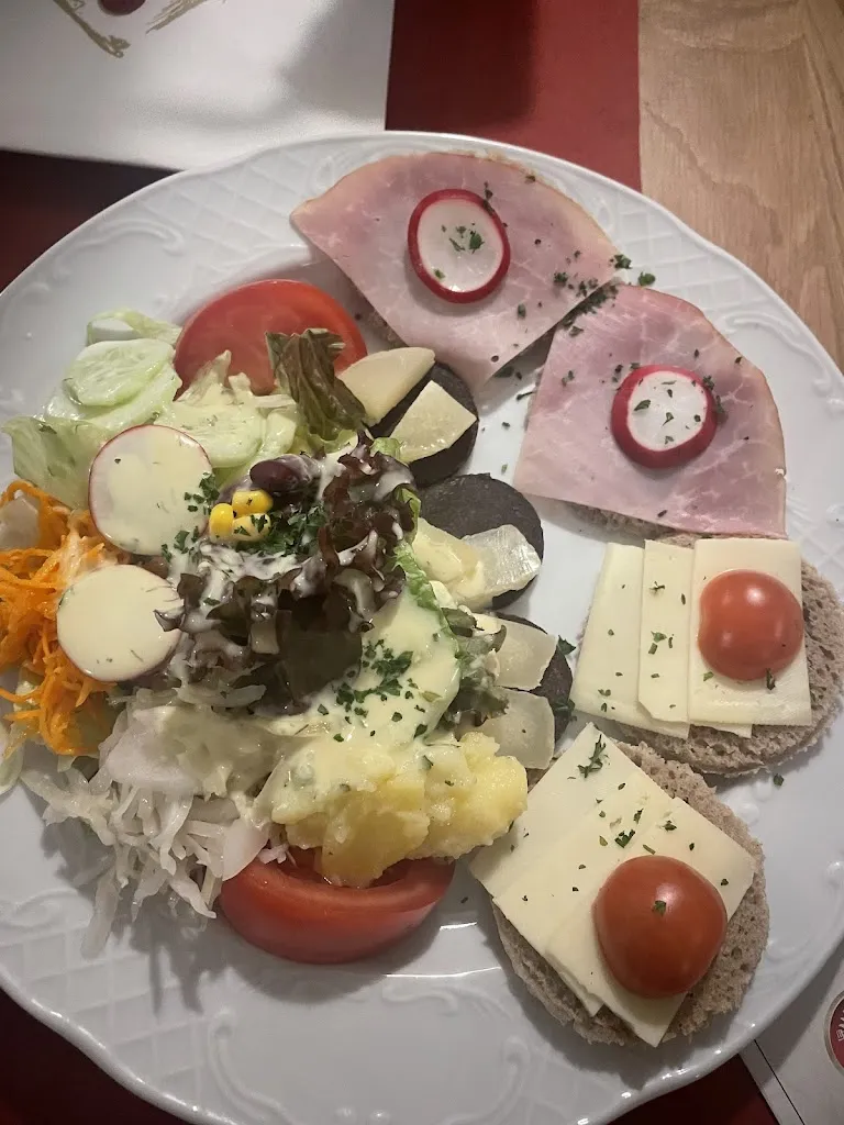 Menu_Landgasthaus Mutter Krauss: Traditionelle Deutsch-Hessische Küche & Großer Biergarten_Taunus_image_2